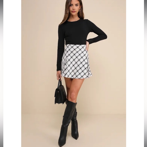 Lulus Dresses & Skirts - BRAND NEW Lulus Upscale Attitude Ivory Plaid Tweed Skater Mini Skirt Size M